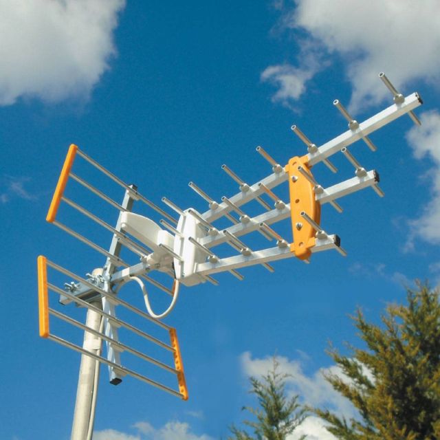 Ετοιμάζονται οι νέες κεραίες 5G