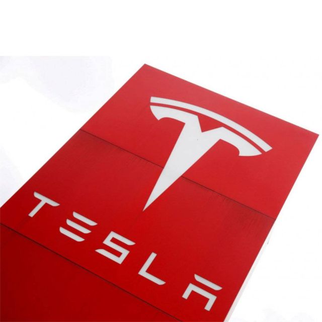 Η Tesla μετακομίζει στο Τέξας
