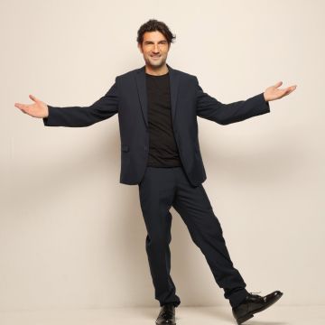 «Δες και βρες» – Στην ΕΡΤ2 το αγαπημένο τηλεπαιχνίδι με τον Νίκο Κουρή