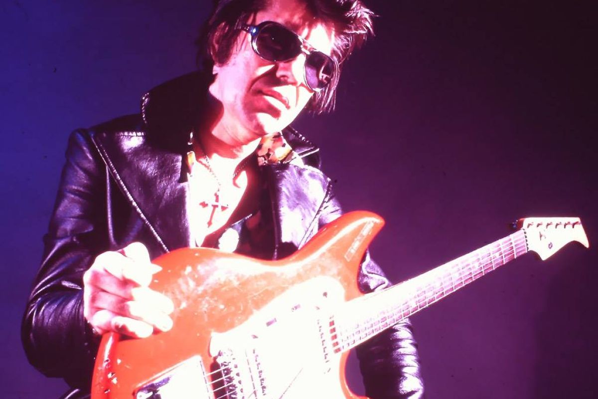 087381c44d8fe74529d92a4430f72e21 XL 2c264381