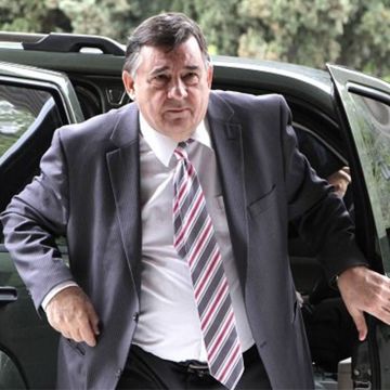 Καρατζαφέρης: Κλείνω το ΑΡΤ λόγω προστίμου