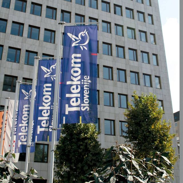 Οκτώ υποψήφιοι για την Telekom Slovenije