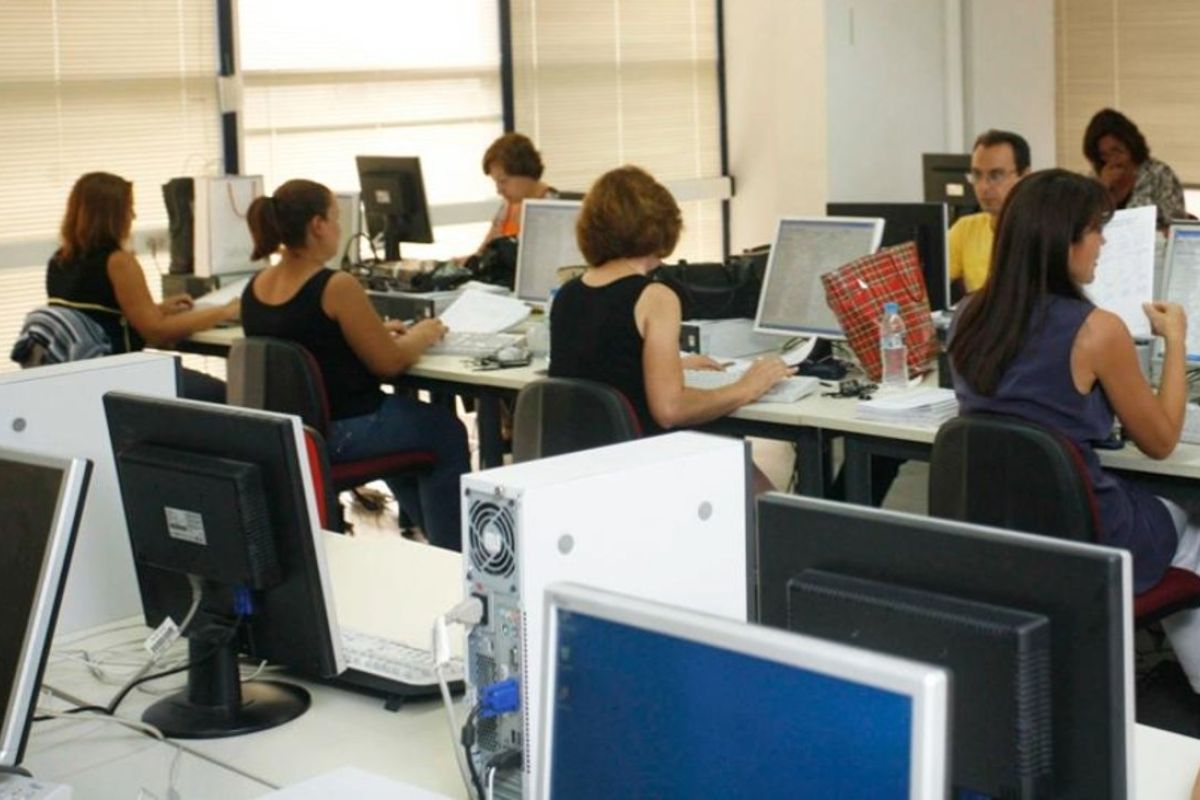 ipalliloi dimosio aftodioikisi 2fcb8445