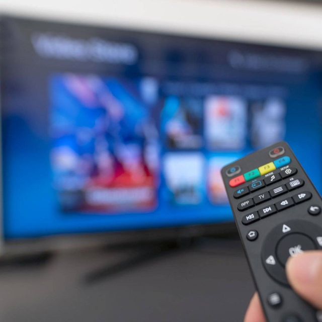 Ο κλάδος της συνδροµητικής τηλεόρασης στην Ελλάδα