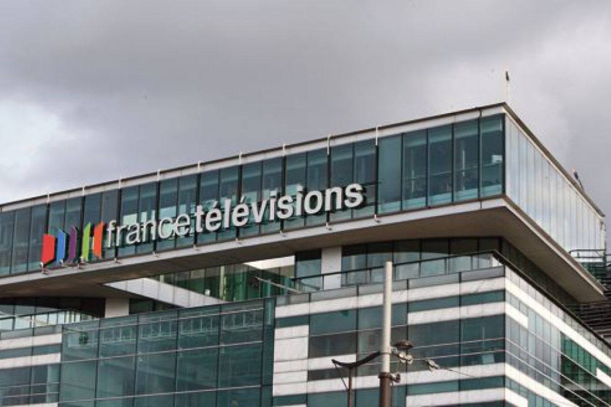 27e7bd57eb75c30b31187bc1ee6beaed XL 3105918b