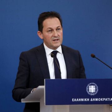 Πέτσας εν κρυπτώ και παραβύστω