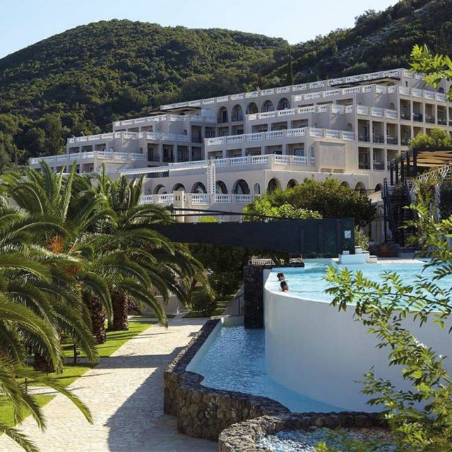 Τα κανάλια της Nova στο MarBella Corfu Hotel
