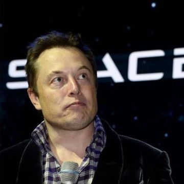 Ελον Μασκ: Ο δορυφορικός μου στόλος δεν ενοχλεί κανένα και ξεκινάω άμεσα αποικία ανθρώπων στον Άρη