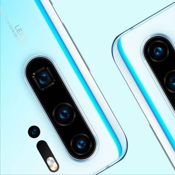 Βουτιά στον κόσμο της τεχνολογίας με τα καλύτερα Huawei smartphones και gadgets σε super τιμές!