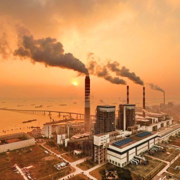 Τηλεοράσεις, υπολογιστές και κινητά τηλέφωνα μολύνουν την ατμόσφαιρα περισσότερο από τα αεροπλάνα