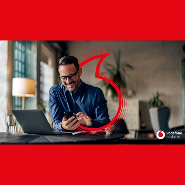 Νέα προγράμματα κινητής για επαγγελματίες Vodafone Business RED με απεριόριστη ομιλία και δωρεάν εργαλεία Microsoft 365