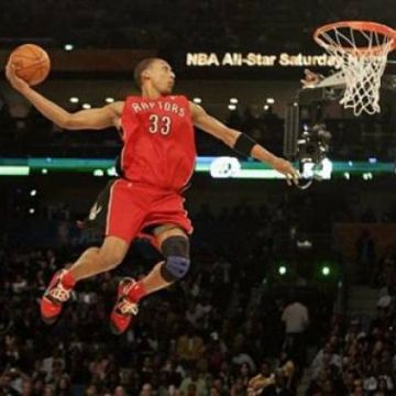 O Τζαμάριο Μούν αποκλειστικά στο «Pick n roll» του OTE TV