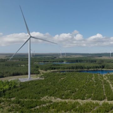 Η Amazon υλοποιεί 39 νέα έργα ΑΠΕ στην Ευρώπη, και δημιουργεί το πρώτο ηλιακό της πάρκο στην Ελλάδα