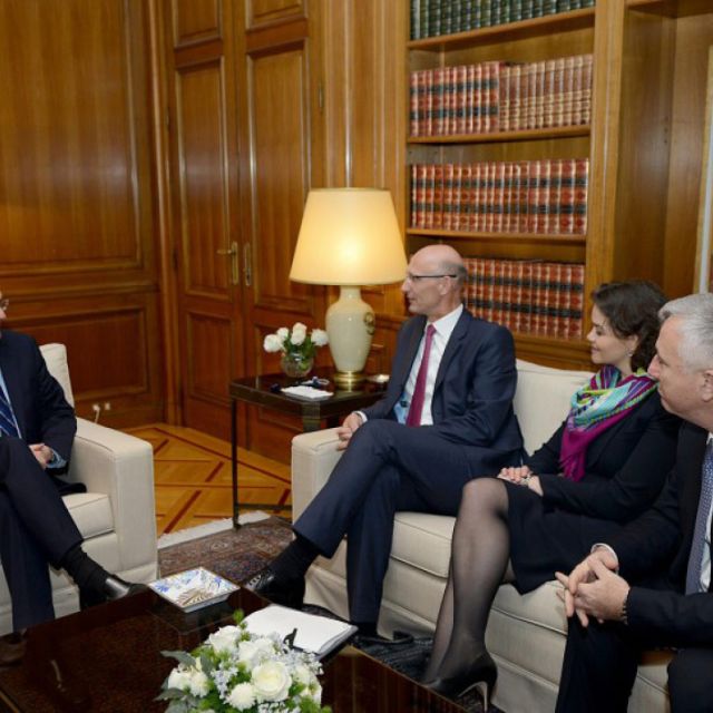 Συνάντηση του Πρωθυπουργού με το νέο επικεφαλής του Ομίλου Deutsche Telekom, Timotheus Höttges