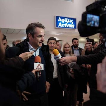 Συνέντευξη Μητσοτάκη για λίγους (δημοσιογράφους) κι εκλεκτούς…