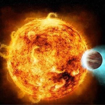 Μίνι δορυφόρος στο κυνήγι ενός καυτού Δία