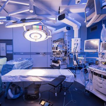 COSMOTE: Αγορά 110 κλινών & monitors για τις Μονάδες Εντατικής Θεραπείας των νοσοκομείων