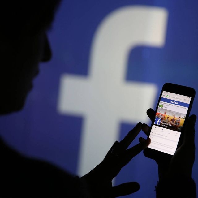 Συνιδρυτής του Facebook ζητά την διάσπαση της εταιρείας