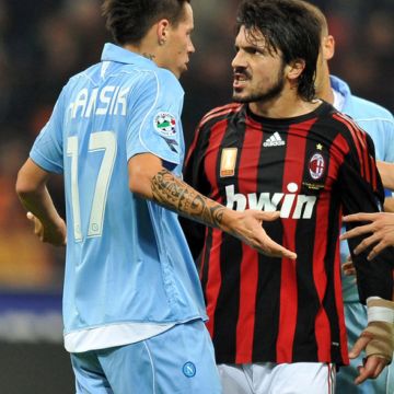 Ελεύθερες ή μέσω emu ποδοσφαιρικές μεταδόσεις