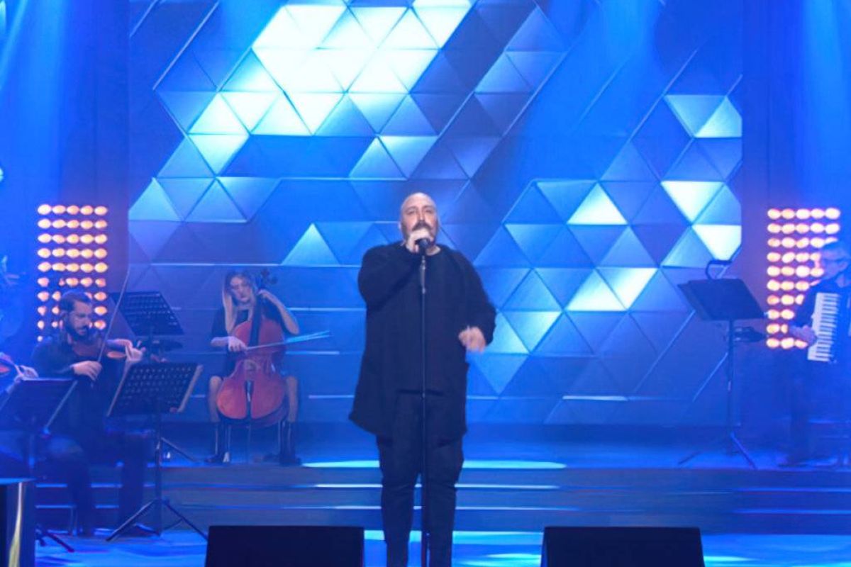 c895727ab81272b2fb428ae3f7b8ef8b XL 4206418d