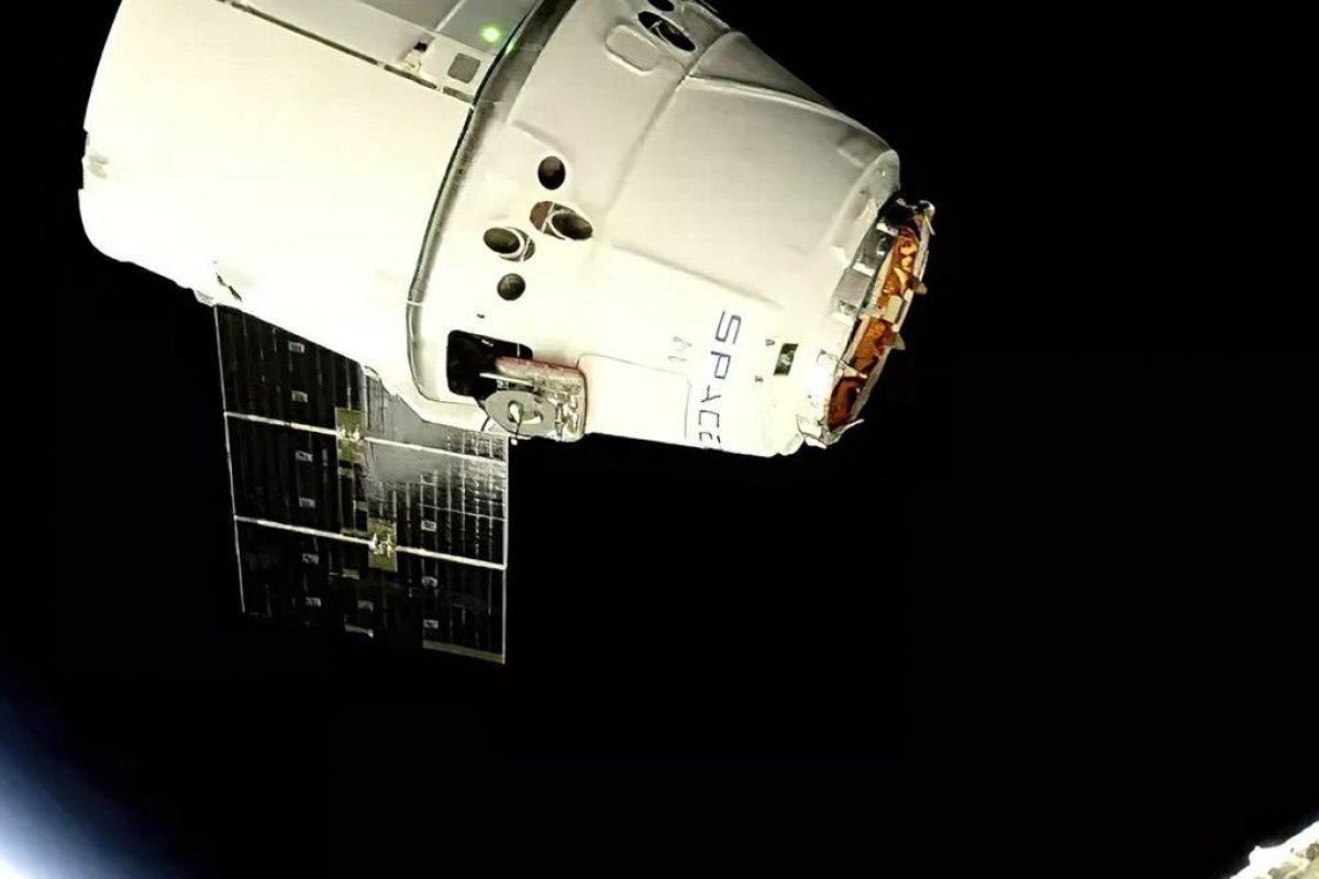 Ολοκληρώθηκε η πρώτη φάση πτήσεων του διαστημοπλοίου Dragon της Space X