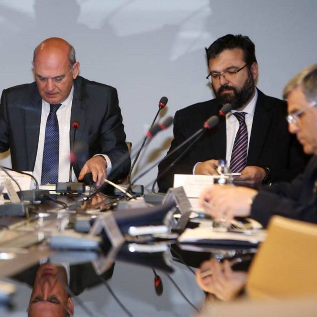 Επιμένει για την αναδιάρθρωση ο Βασιλειάδης