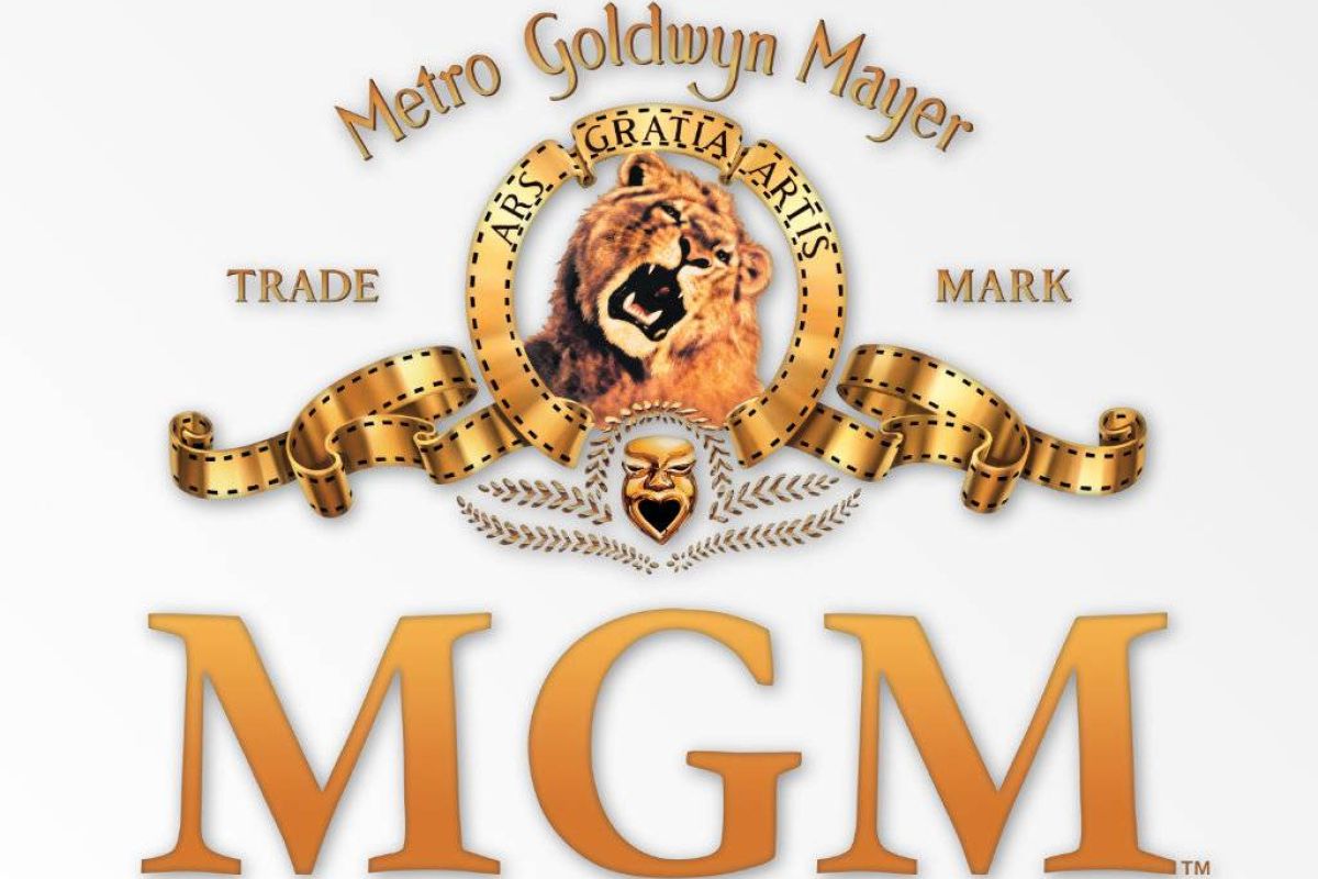 Προς πώληση η MGM