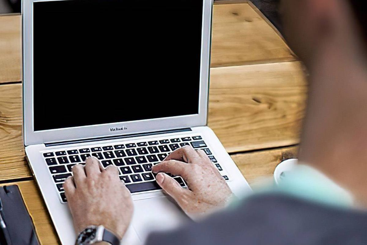 Χωρίς χρέωση από κινητά δίκτυα η πρόσβαση σε ψηφιακές πλατφόρμες για την εξ αποστάσεως εκπαίδευση