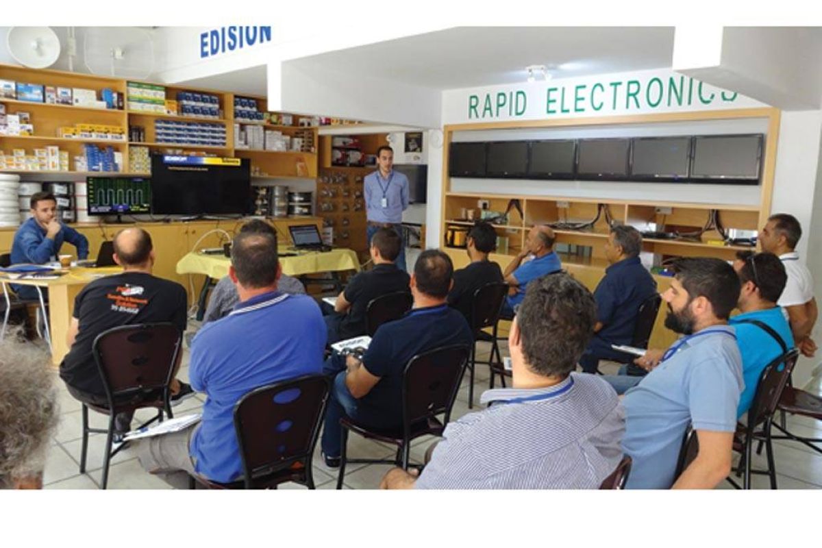 e73419f2df118c8e86a369c577fef3d7 XL 46d1f9d7