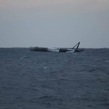 Πύραυλος της SpaceX «επέζησε» από προσθαλάσσωση μετά από εκτόξευση δορυφόρου