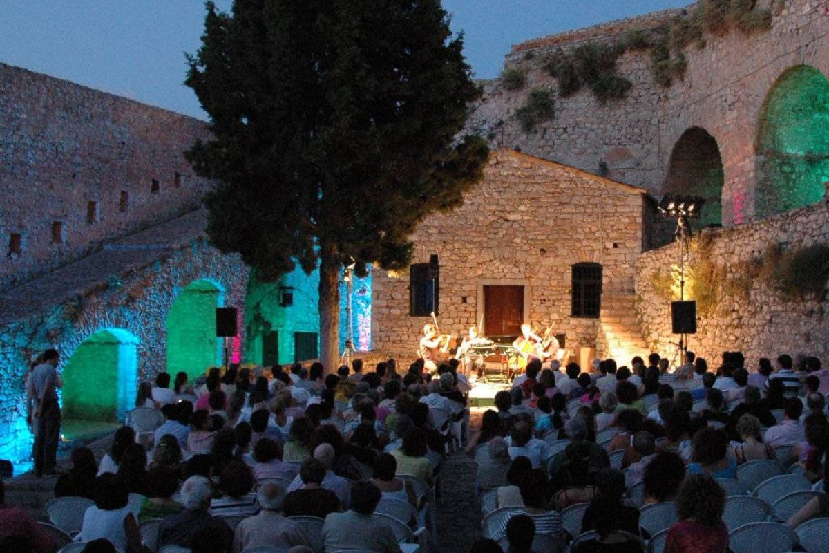 4206f581278144c967b90ead0be9553c XL 48a49e88