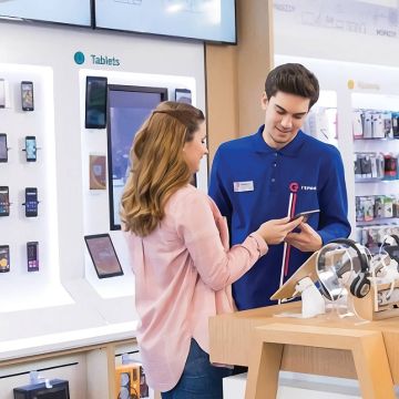 Tech Experts, οι εξειδικευμένοι σύμβουλοι τεχνολογίας στα καταστήματα ΓΕΡΜΑΝΟΣ