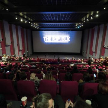 Λαμπερή πρεμιέρα για τη συμπαραγωγή της Nova «The Republic»
