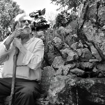 «Το ίχνος του χρόνου» – Ένα ντοκιμαντέρ της Διονυσίας Κοπανά για τον μεγάλο αρχαιολόγο Γιάννη Σακελλαράκη