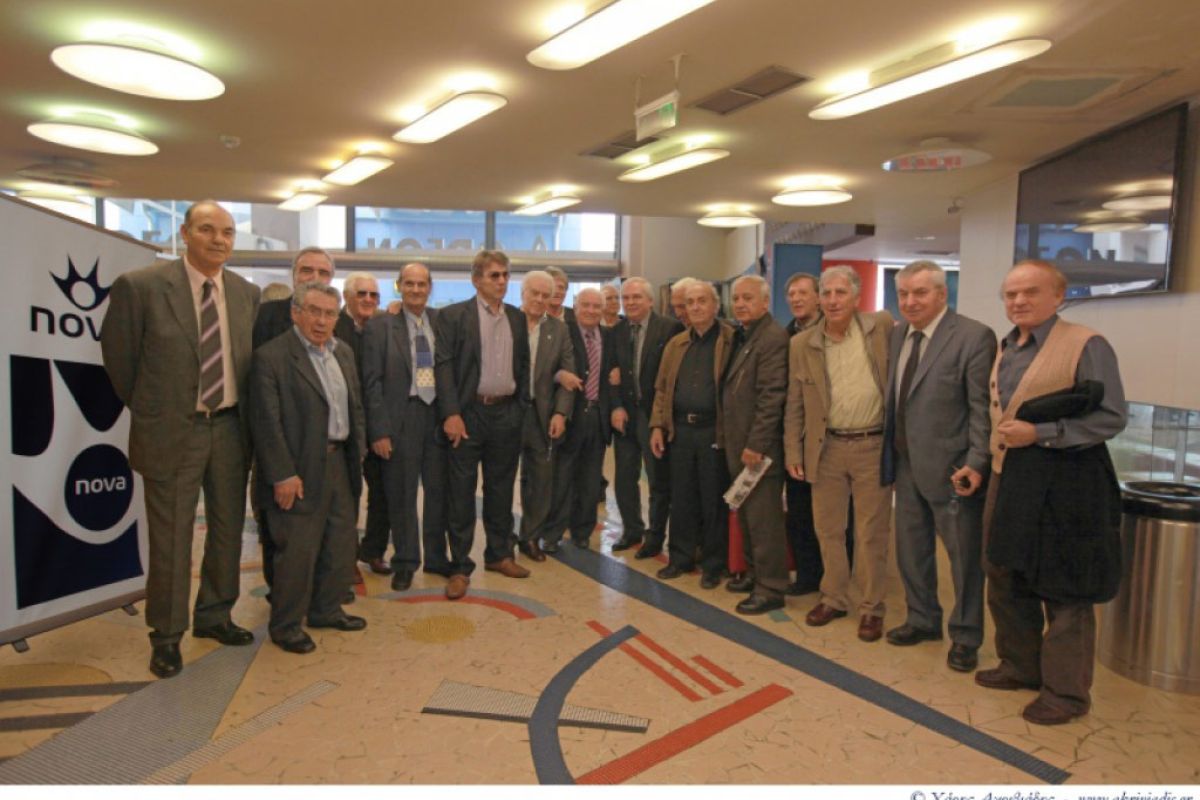 fdde1da287ef645878d672d35edb2d9e XL 4a83e464