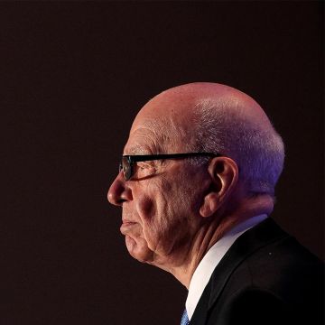 Ο Ρούπερτ Μέρντοχ παραιτείται από πρόεδρος της Fox και της News Corp