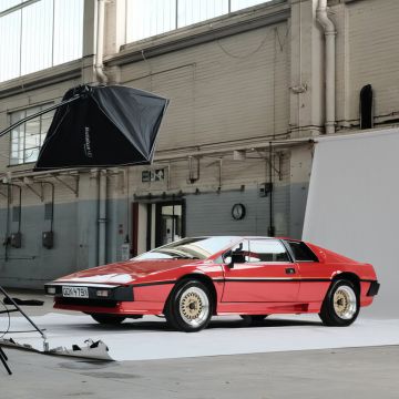 “Σαραβαλάκια & χρήμα: Αποκαθιστώντας τα κλασικά” στο Viasat Explore