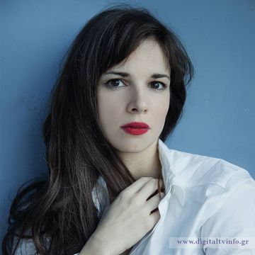 Δική της σειρά ετοιμάζει και η Nova!