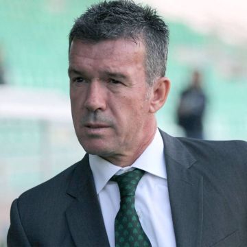 «Legend Stories»: Σπέσιαλ δίωρο αφιέρωμα για τον Δημήτρη Σαραβάκο αποκλειστικά στη Nova!