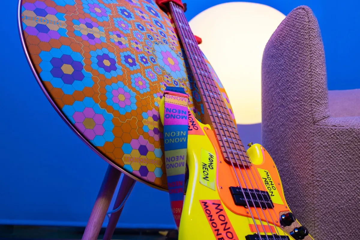 Lifestyle Mononeon 1920x1920 50c29097