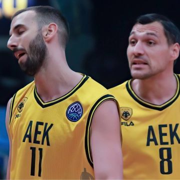 ΑΕΚ: Συμβιβαστική λύση με Cosmote TV για το τηλεοπτικό συμβόλαιο