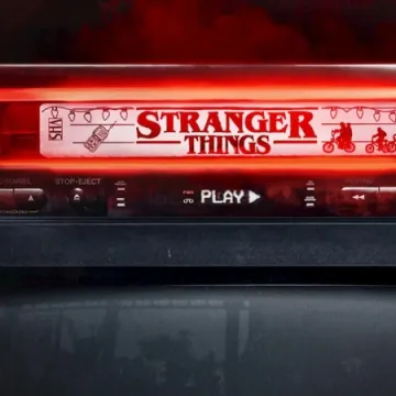 Κυκλοφόρησε στο Netflix το Stranger Things: VHS Special Edition!