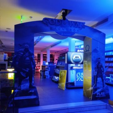 God of War Ragnarök: Ο κόσμος του ζωντανεύει στα Public, στο κέντρο της Αθήνας!