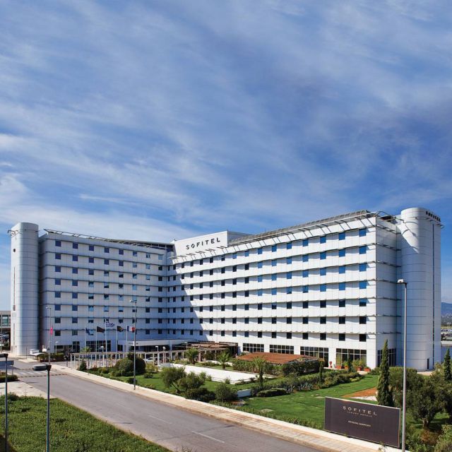 Εγκατάσταση IPTV στο ξενοδοχείο Sofitel