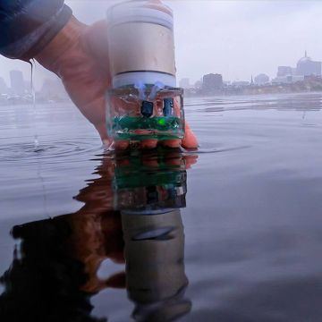 Υποβρύχιο σύστημα πλοήγησης που λειτουργεί με ήχο