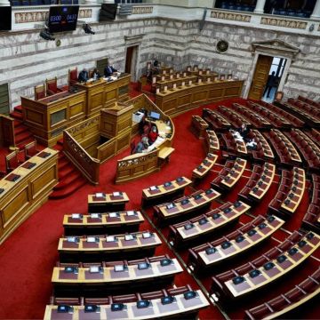 Στην Ολομέλεια της Βουλής το νομοσχέδιο για τα ΜΜΕ