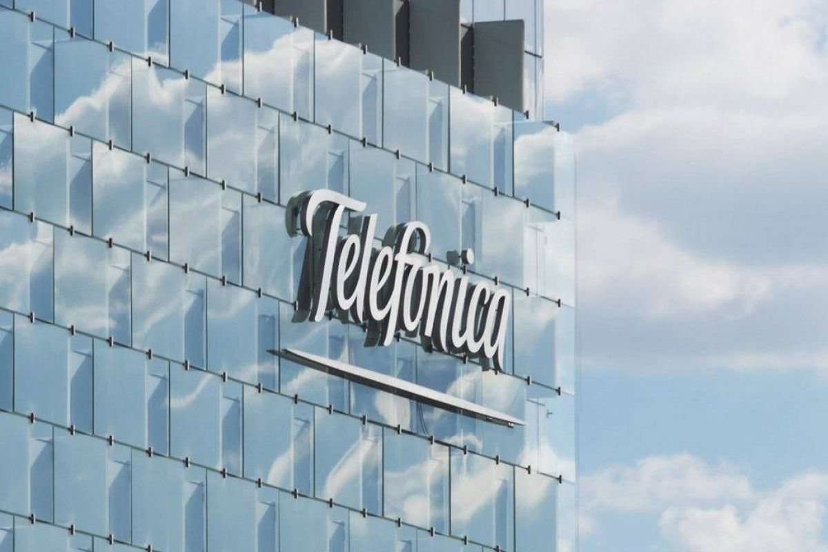 d8c3ac063f3b0ddf73ce79f2446fa1e2 XL 51591a62