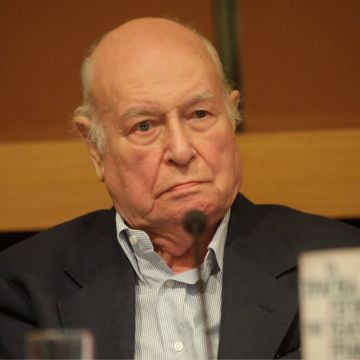 Έφυγε από τη ζωή ο «θρύλος» της αθλητικής δημοσιογραφίας, Γιάννης Διακογιάννης