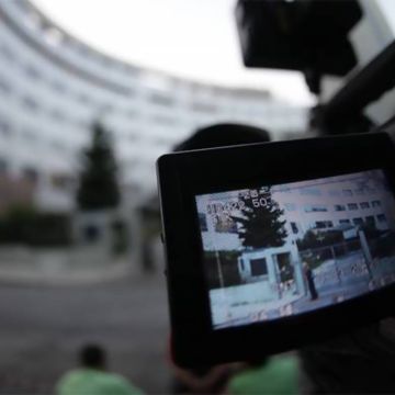 Μετά τις 7 tv άδειες, η κυβέρνηση περιμένει από το ΕΣΡ το τίμημα