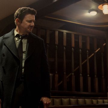 COSMOTE TV: Οκτώβριος με το πολυαναμενόμενο «Hotel Costiera» και τα βασισμένα σε αληθινά γεγονότα «The Gray House» και «The Hack»